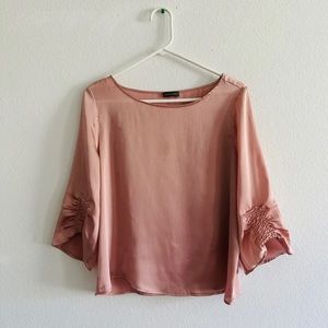 Vince Camuto Long Sleeve Blush pink Blouse Top Run-neck Size M